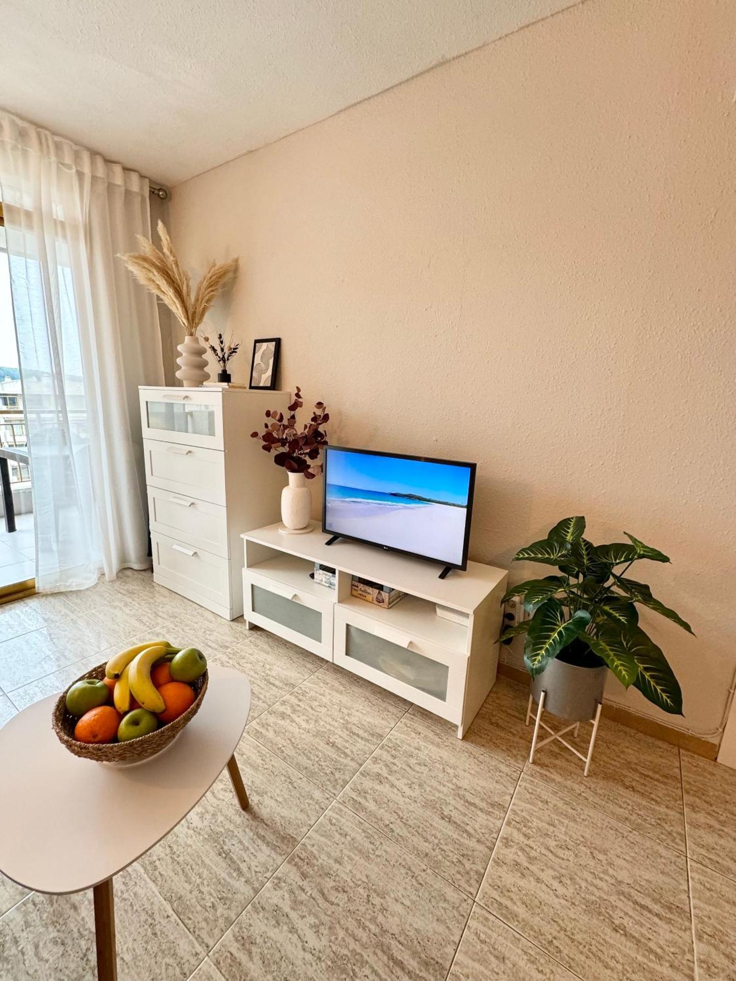 Apartamento Completo Junto A La Playa Салоу Екстериор снимка