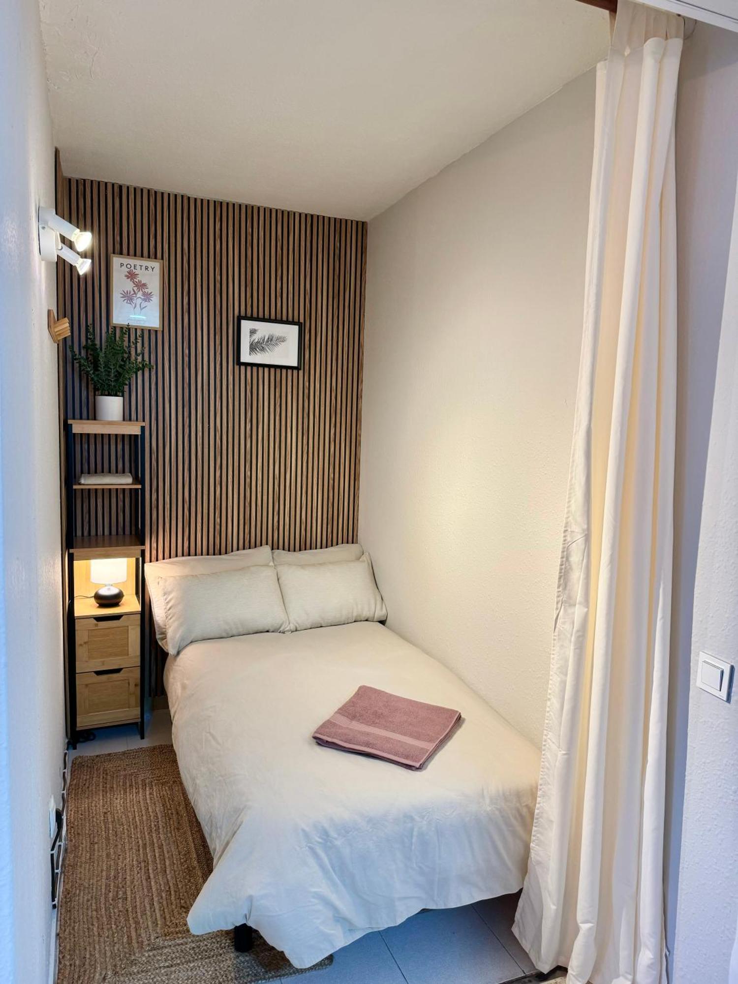 Apartamento Completo Junto A La Playa Салоу Екстериор снимка