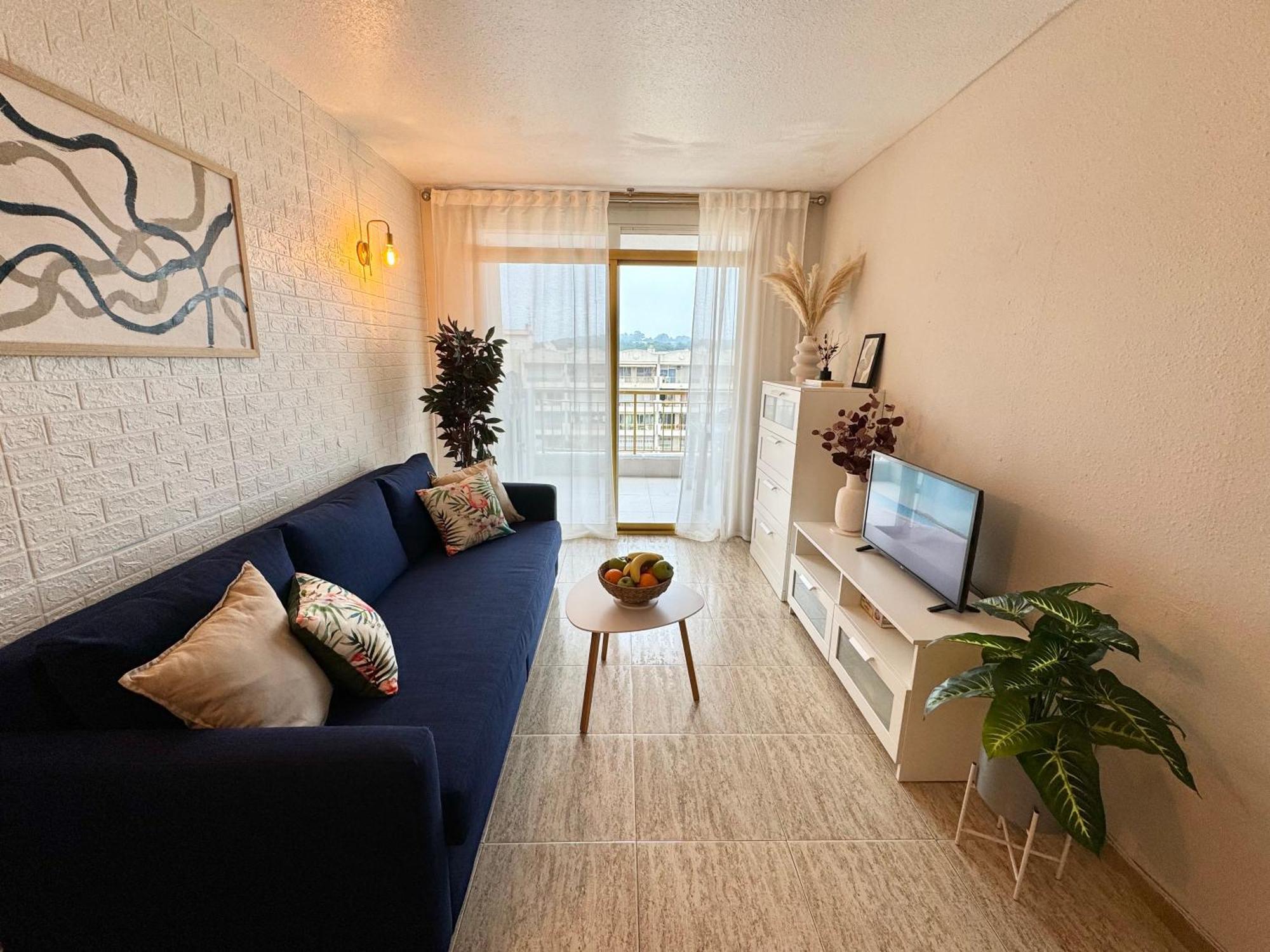Apartamento Completo Junto A La Playa Салоу Екстериор снимка